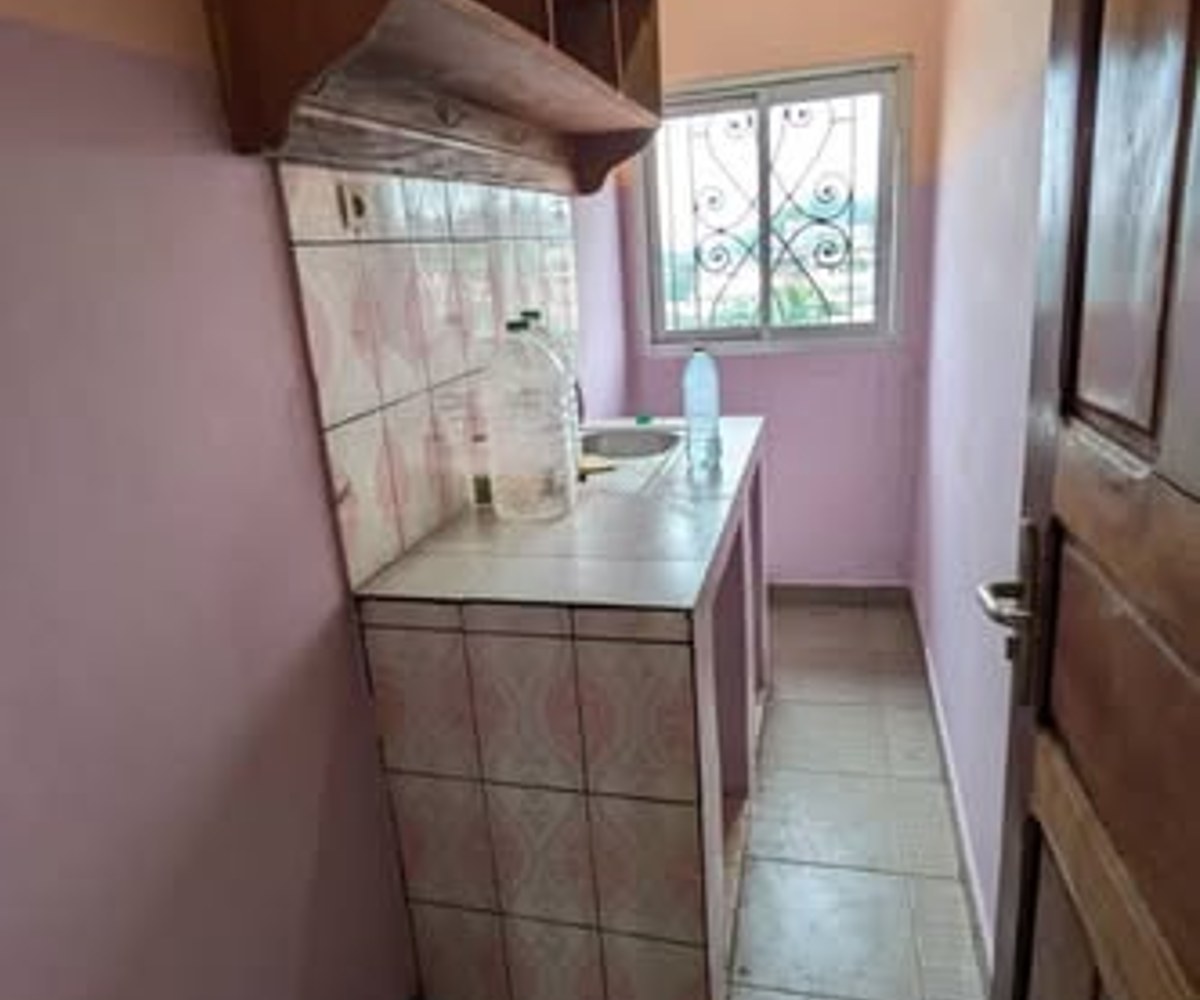 Studio à louer - Emana, Yaoundé