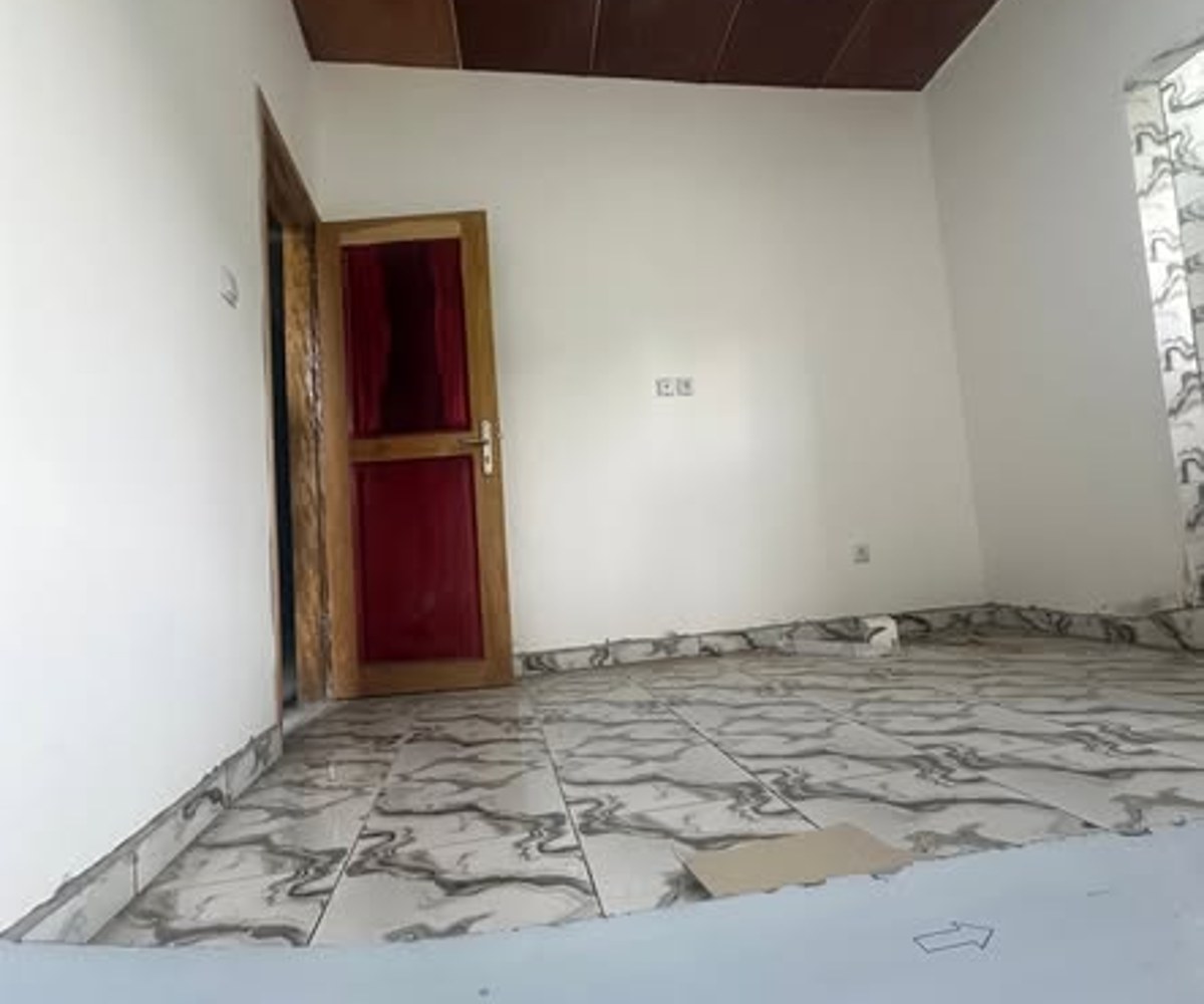 Chambre moderne 3 pièces à PK 15