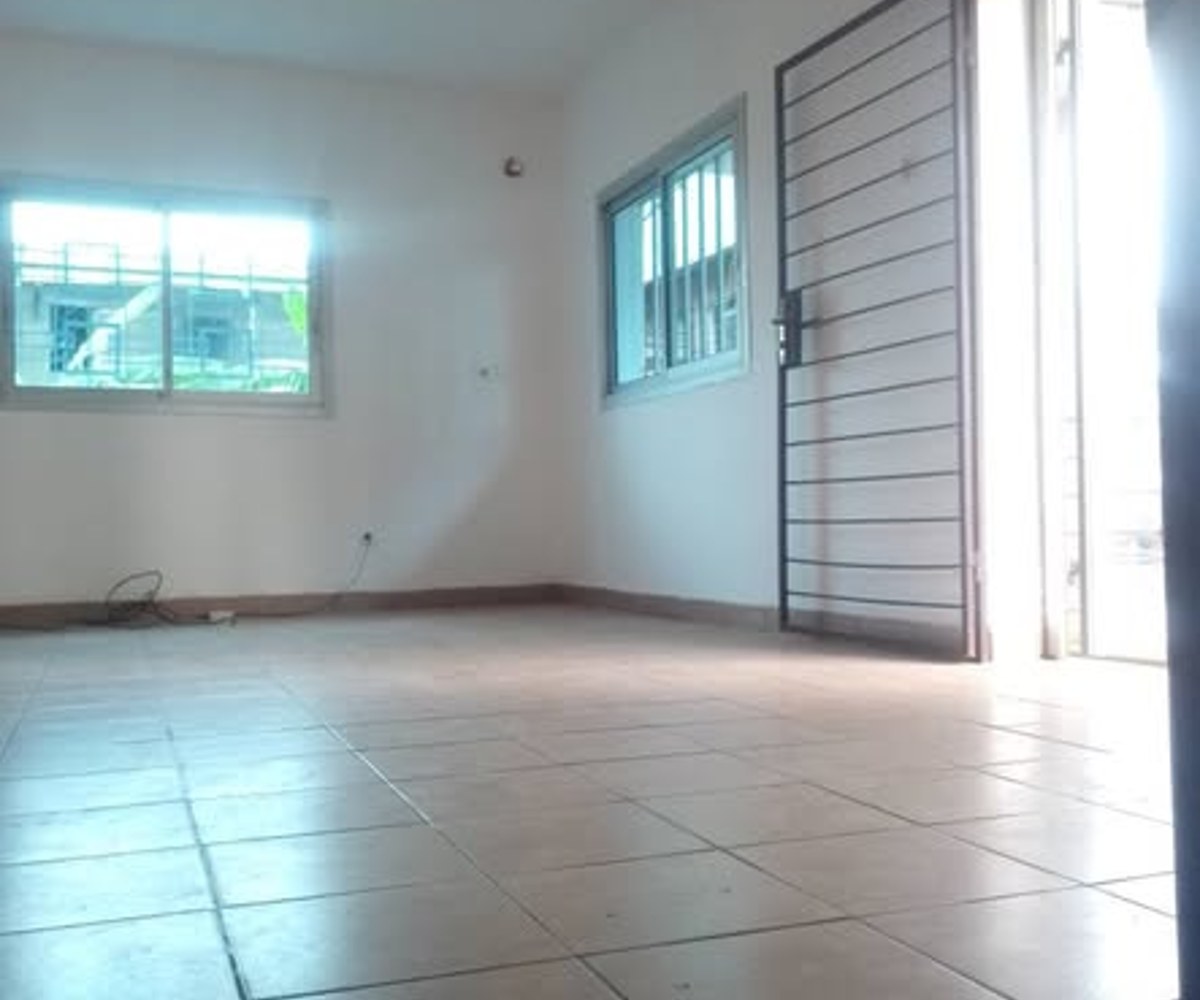 Appartement à louer à Deido