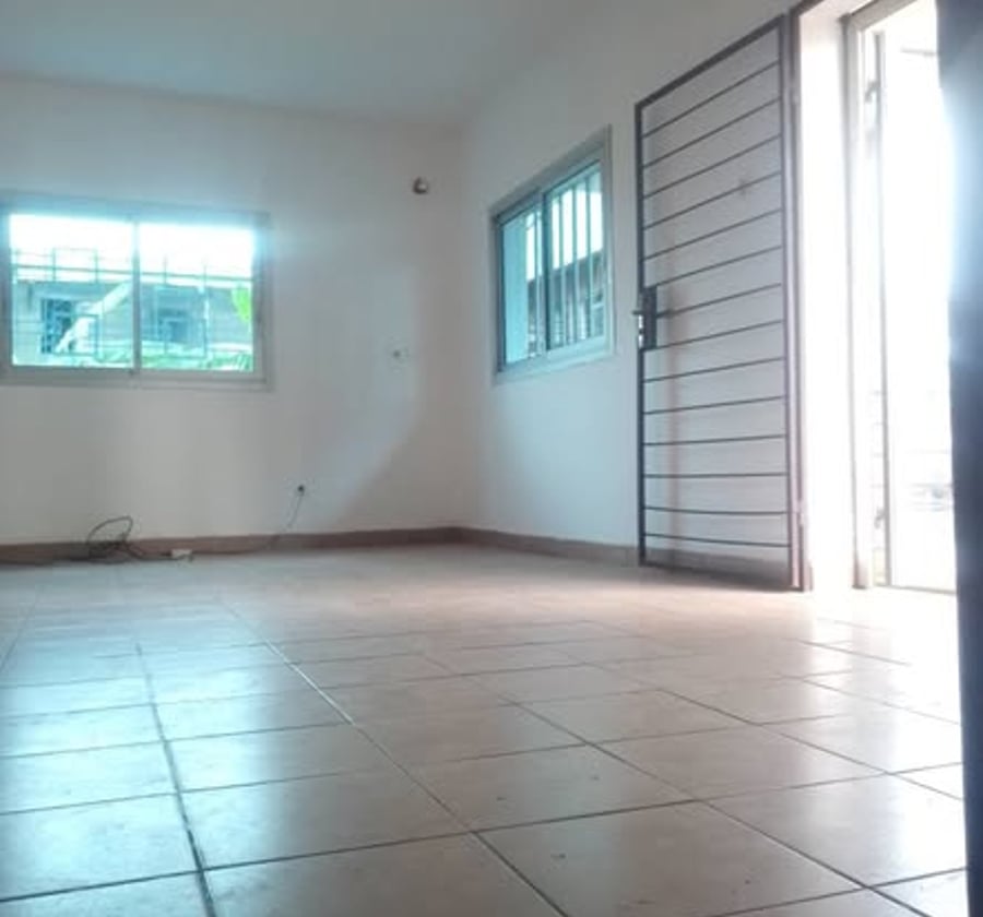 Appartement à louer à Deido