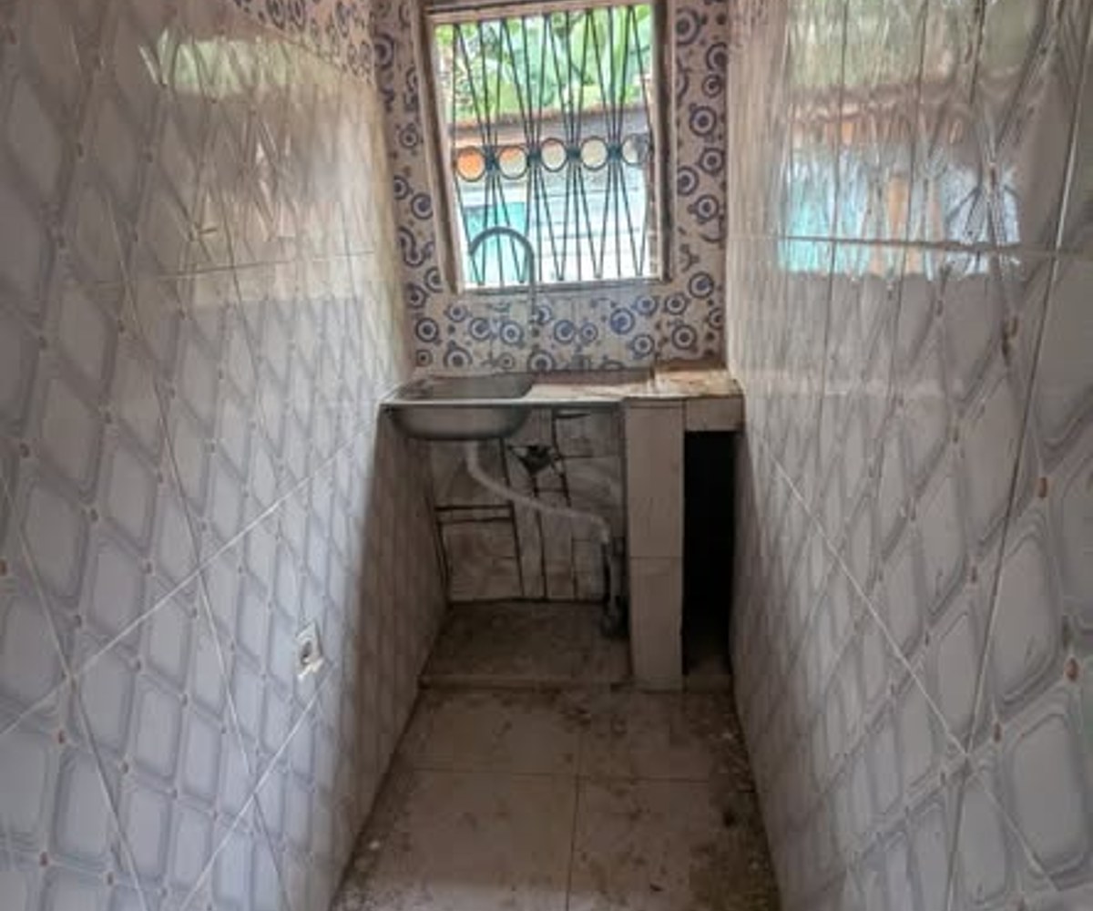 Studio à Damas, Yaoundé