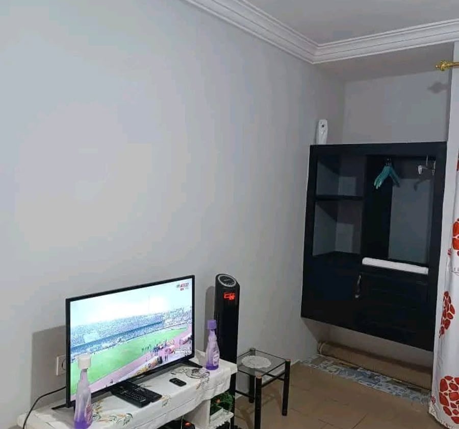Chambre meublée à louer - Biyem-Assi