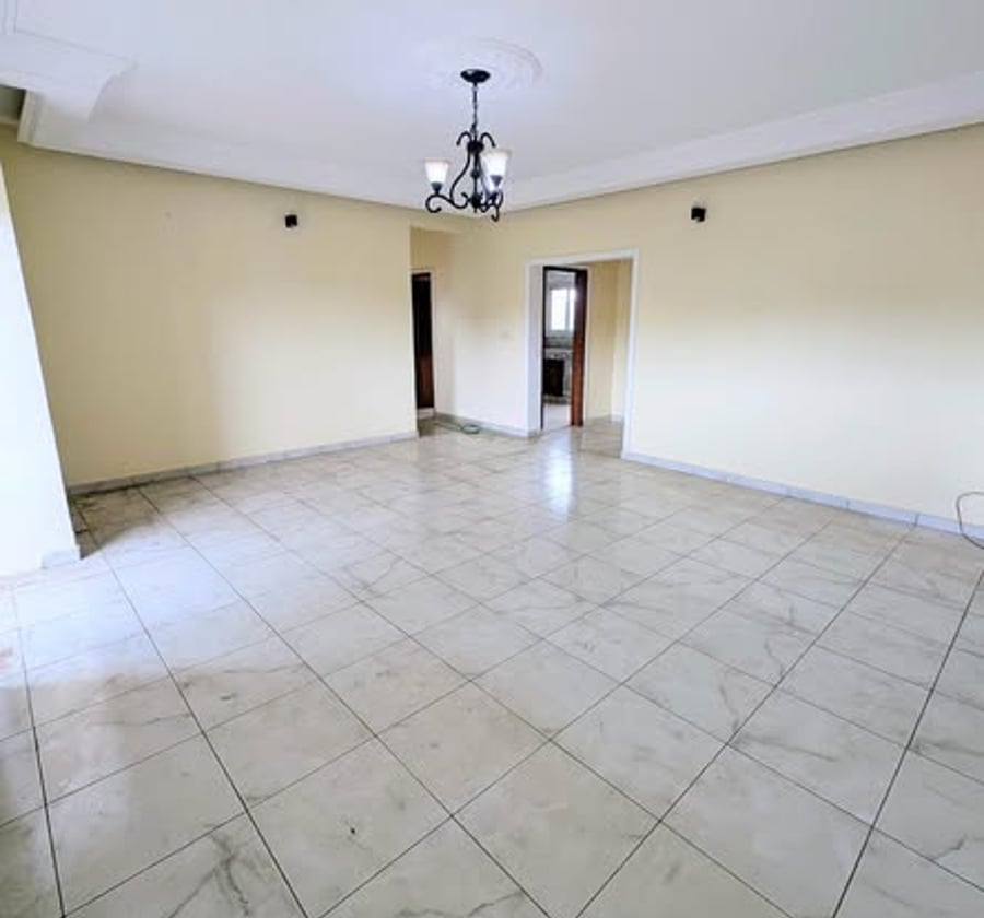 Appartement 3 chambres à louer - Santa Barbara, Douala