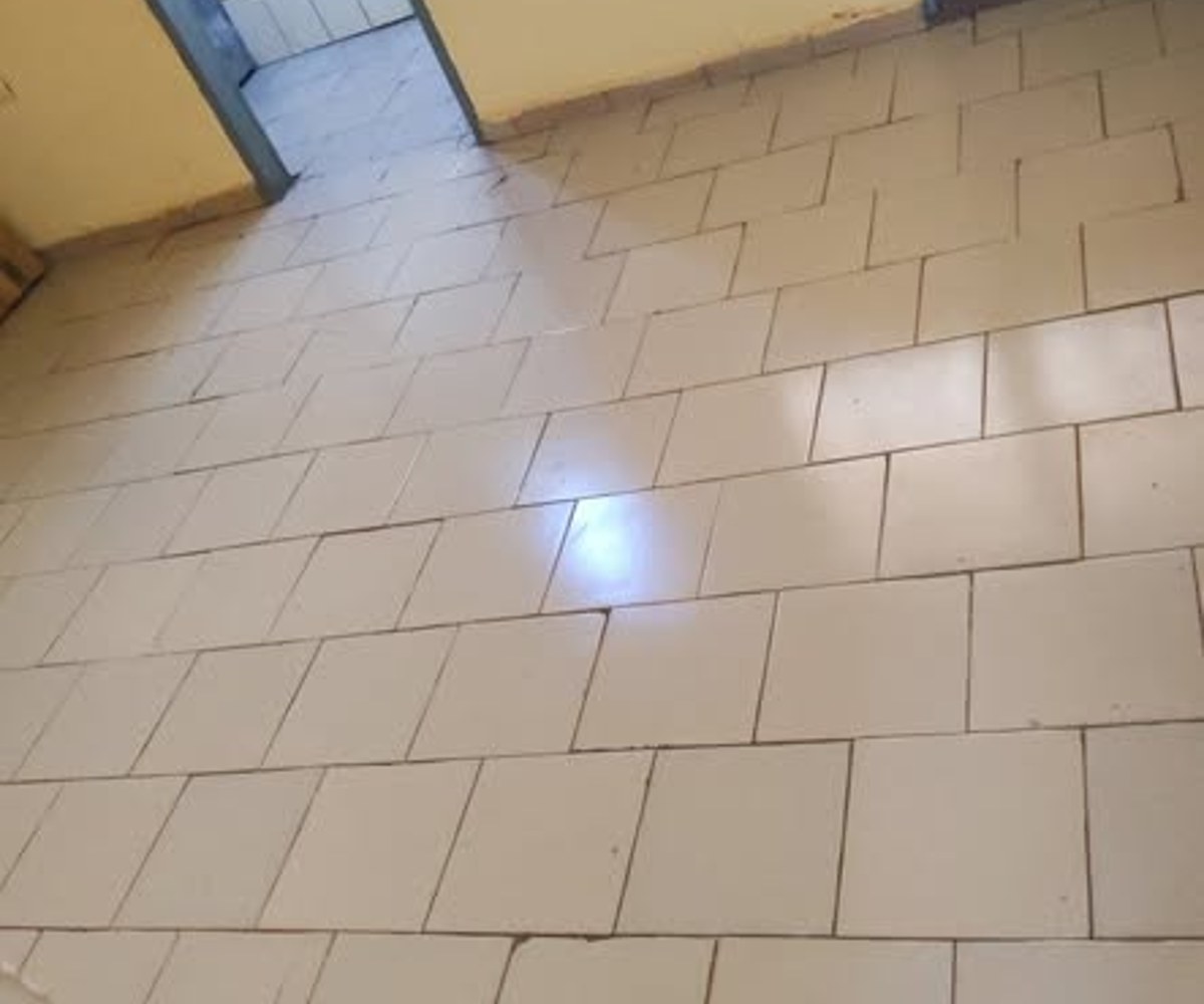 Studio moderne à louer au Rond Point Damas, Yaoundé