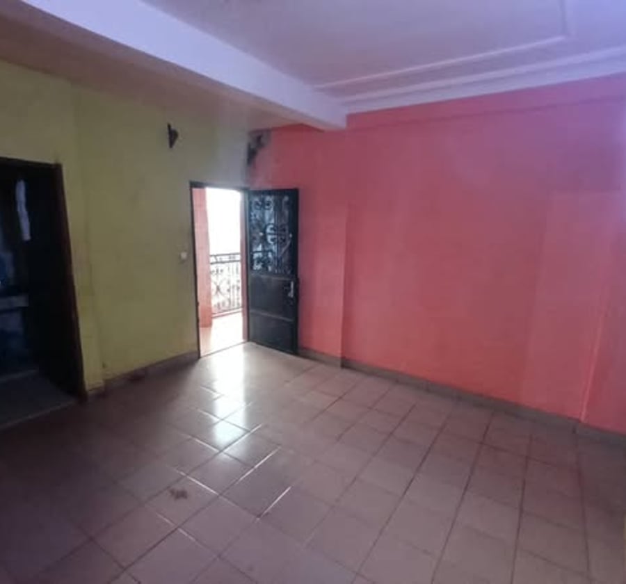 Studio moderne à louer Oyom Abang