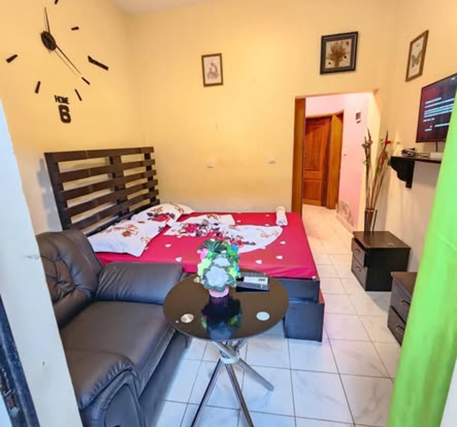 Chambre meublée à Nsam Columbia