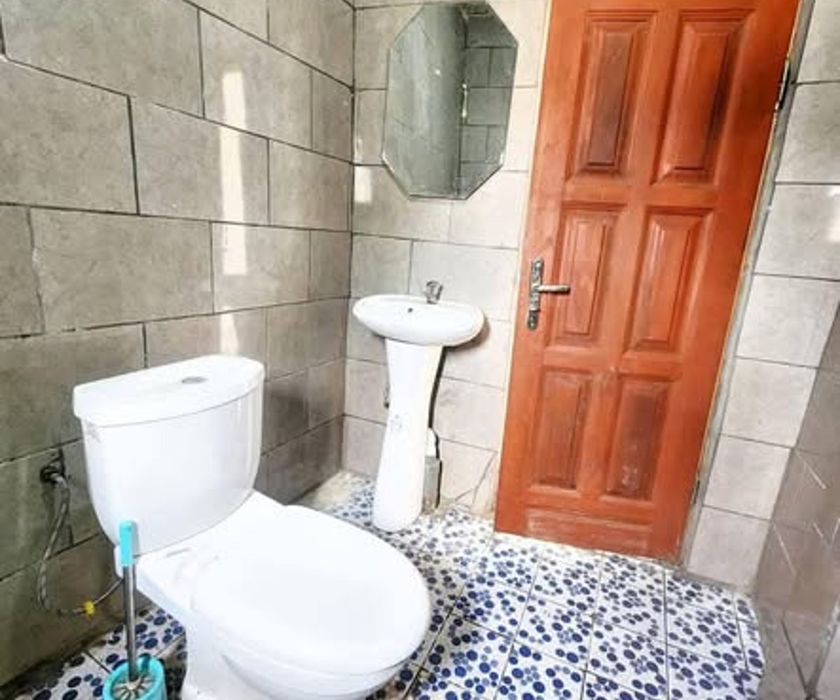 Chambres modernes à Nkolfoulou