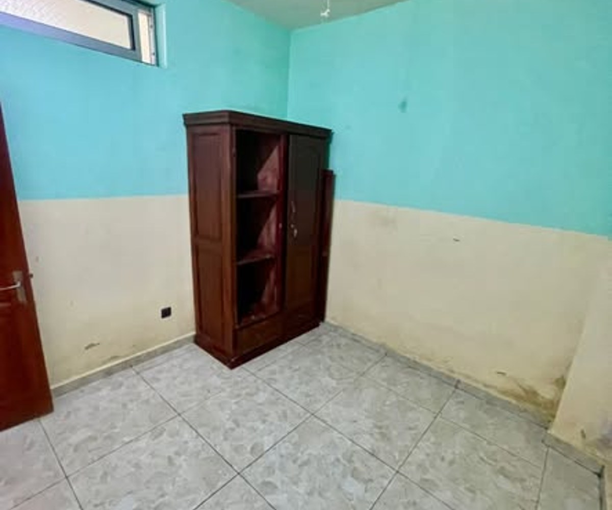Studio moderne à louer à Biyem-Assi