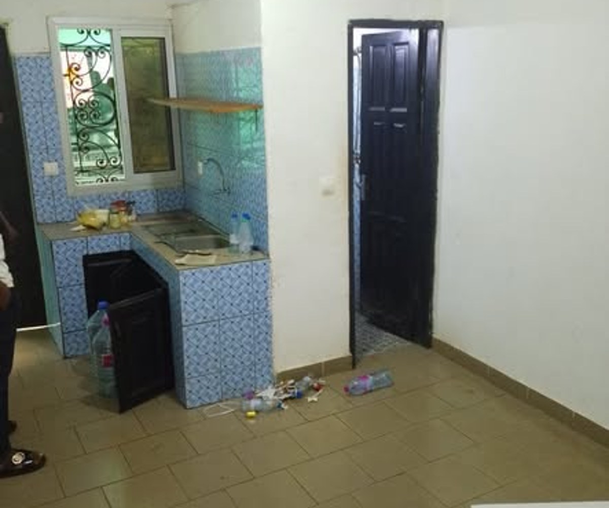 Studio moderne 3 pièces - Nkolfoulou