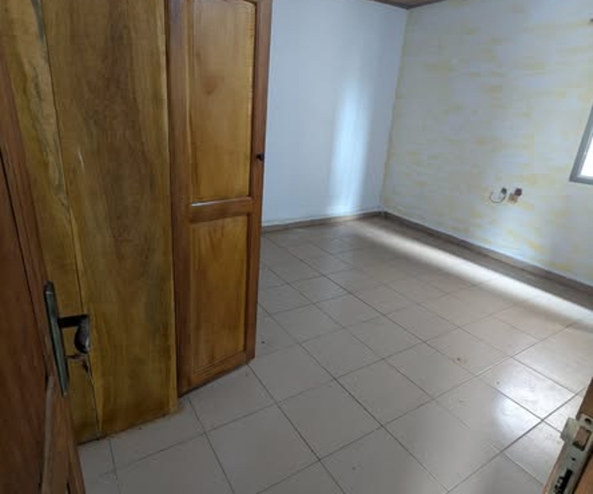 Appartement moderne à PK10 à 200m de la route