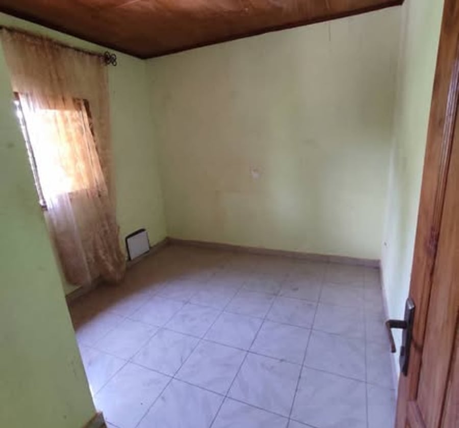 Appartement à louer - Nkolanga (près d'Awae Escalier) - 75 000 FCFA/mois