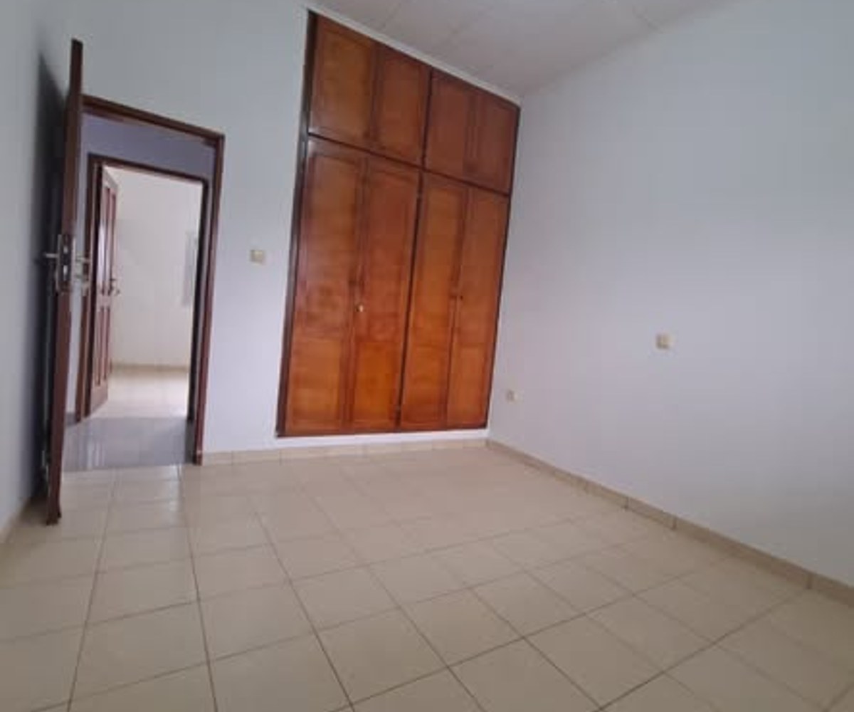 Appartement 2 chambres à Ngousso - 100 000 FCFA/mois