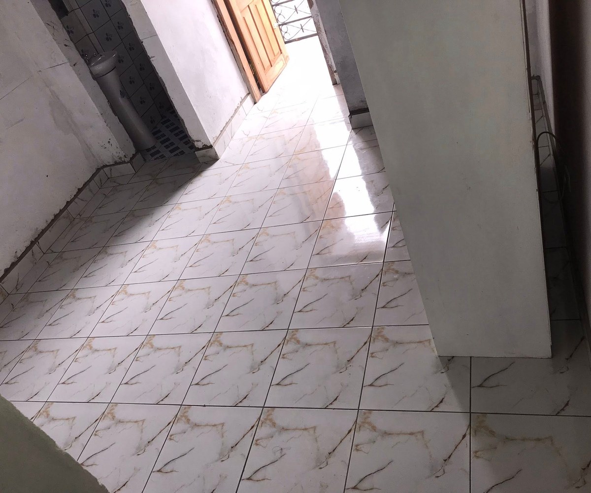 8 chambres modernes à Ngoa-Ekele, Yaoundé