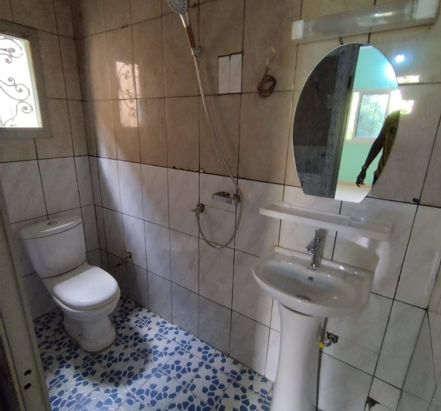Maison individuelle 3 chambres à Nkozoa