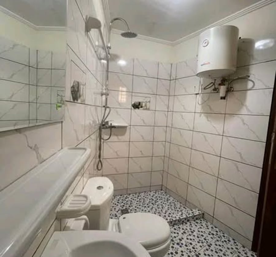 Studio moderne à louer à Simbock, Yaoundé