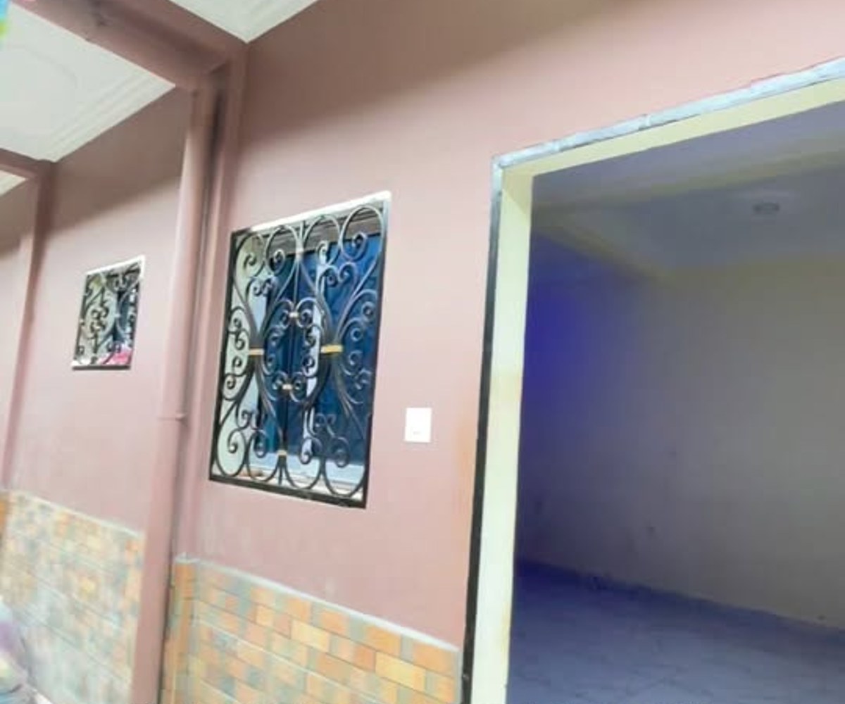 Chambre moderne à louer – Messassi (Dispensaire Nyom) Yaoundé
