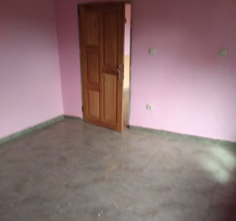 Vaste studio moderne à Fougerol, Yaoundé