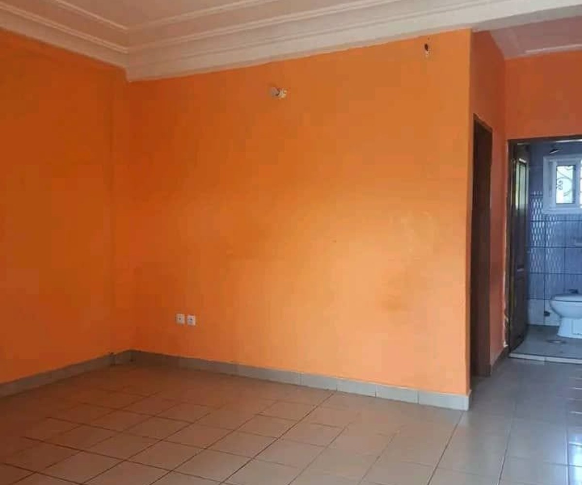 Studio moderne à louer à Oyom Abang