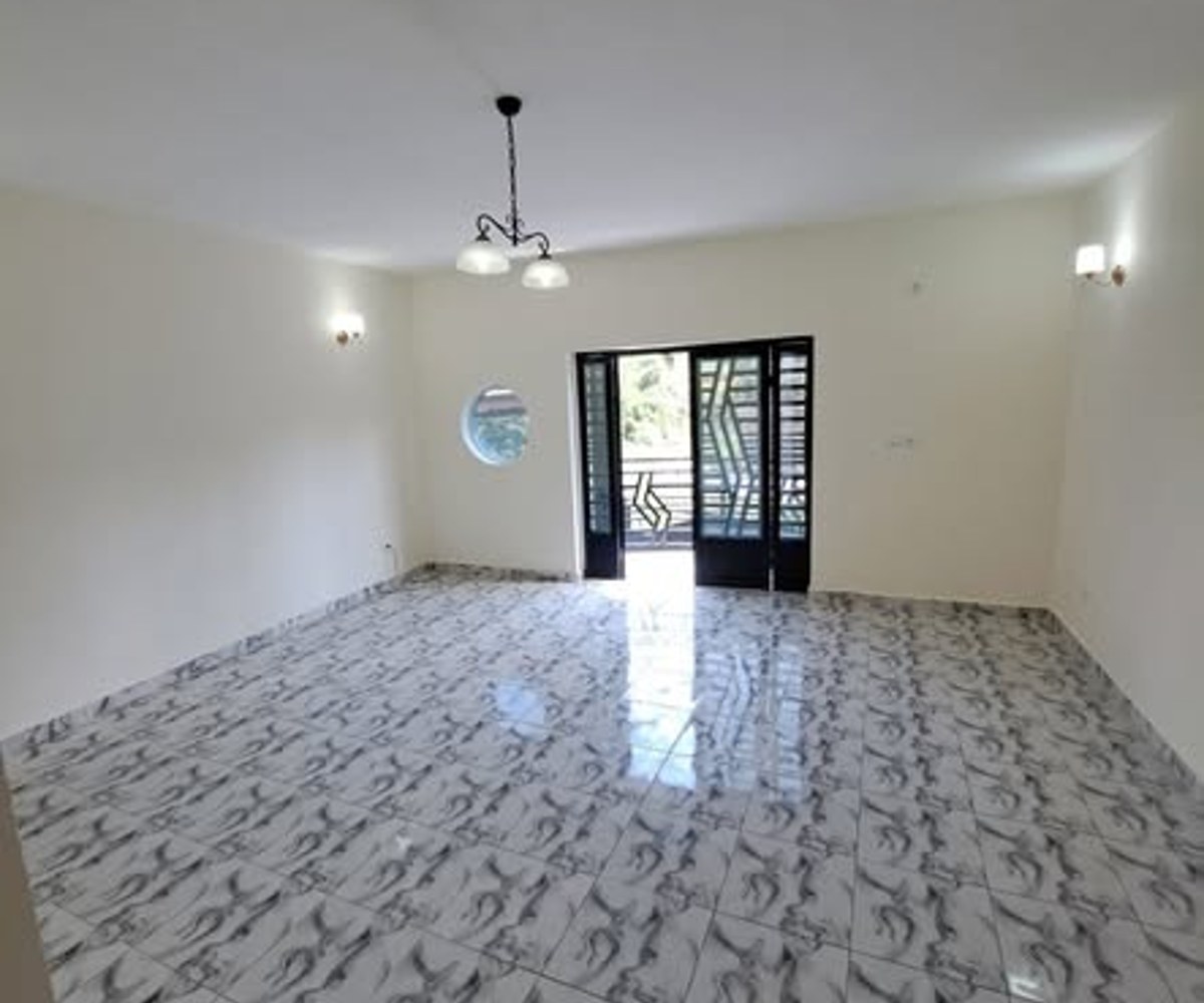 Appartement moderne à Odza Borne 10