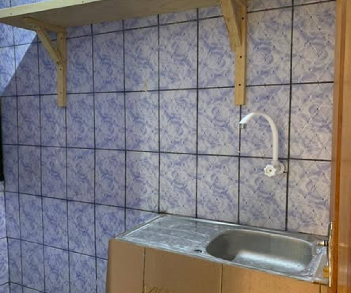Studio moderne Logbessou - dans la barrière