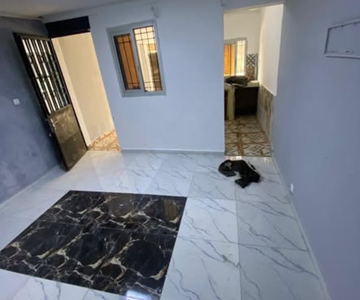 Studio moderne à PK13
