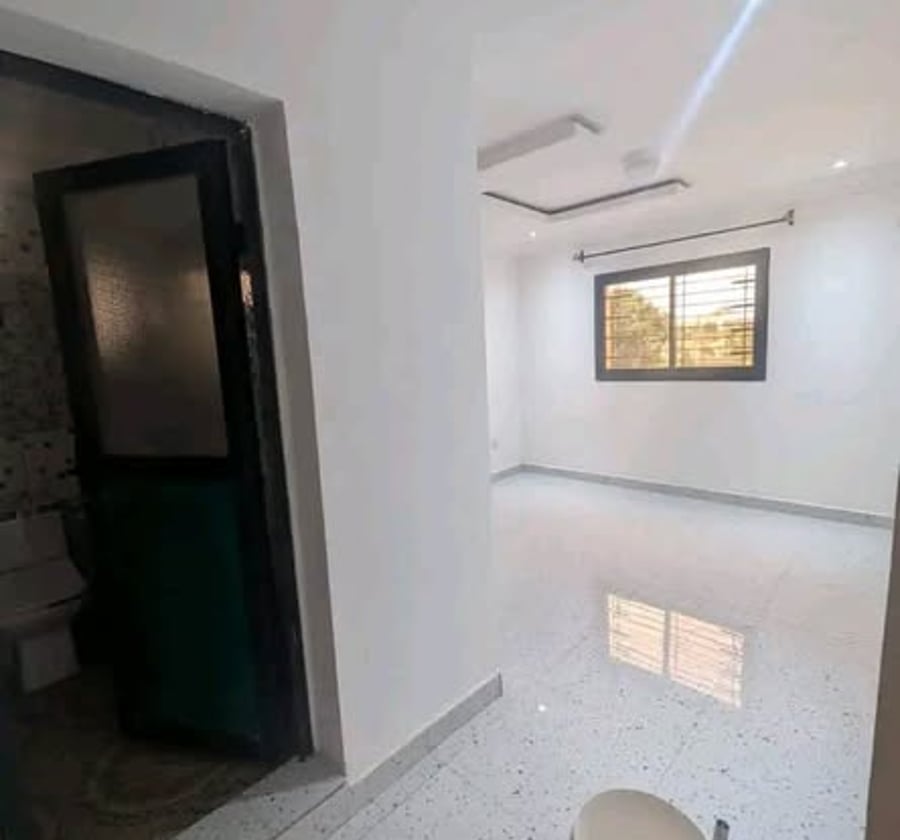 Appartement moderne neuf - 2 chambres - Mimboman