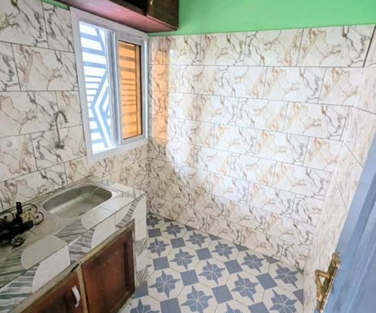 Studio à louer - Yaoundé Nkolfoulou