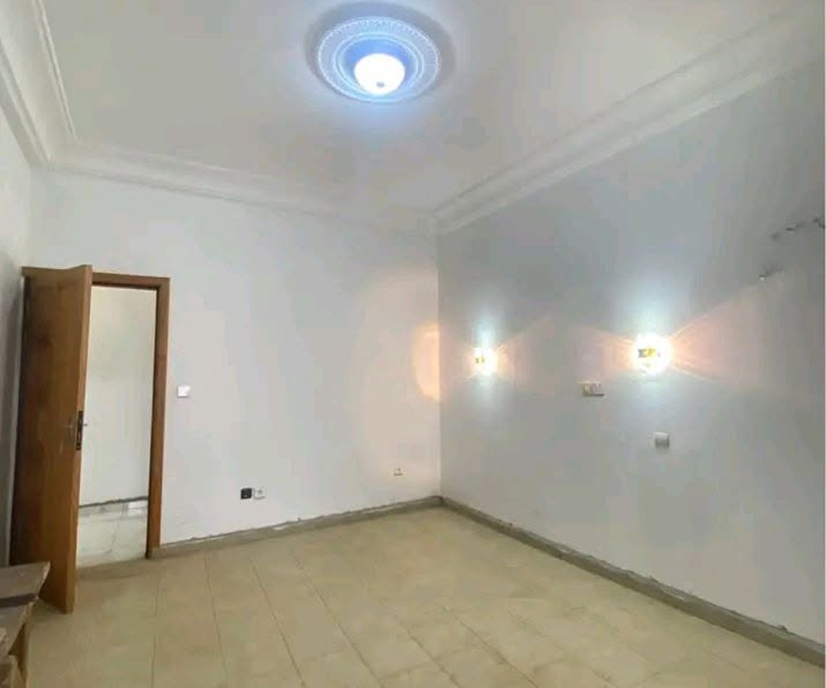 Appartement 2 chambres à louer - Odza