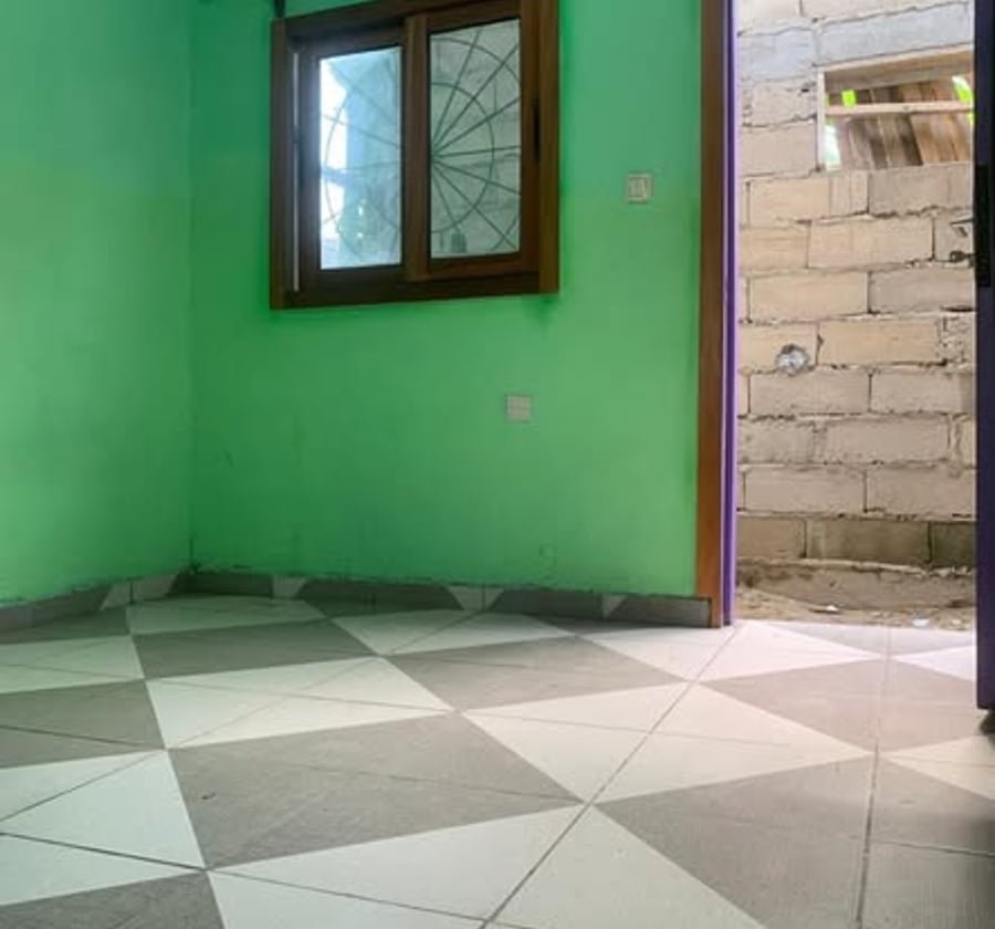 Chambre moderne avec coin cuisine – Yassa, Douala