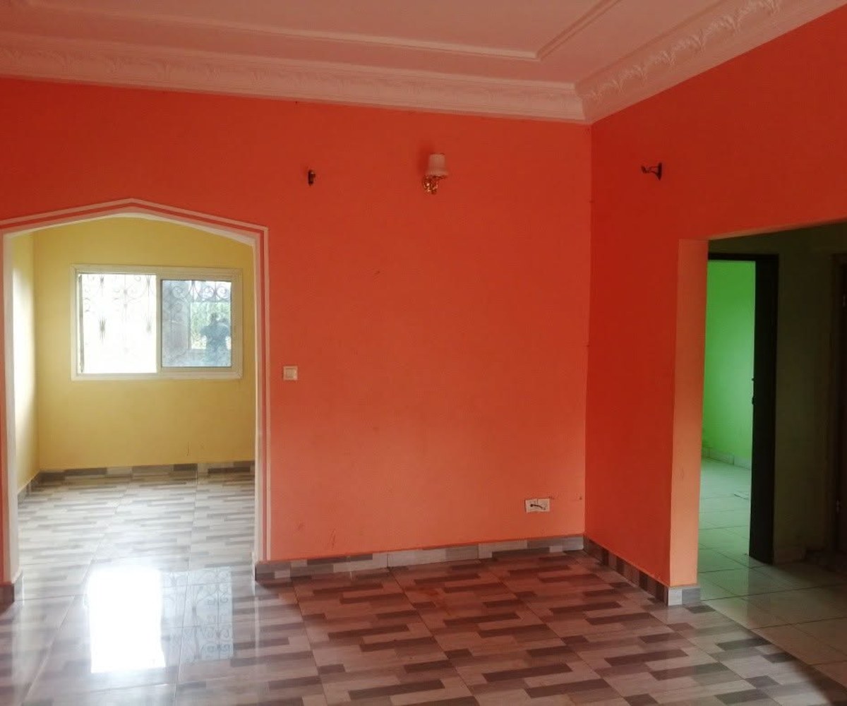 Appartement 2 chambres à louer - Olembé (Soneco)