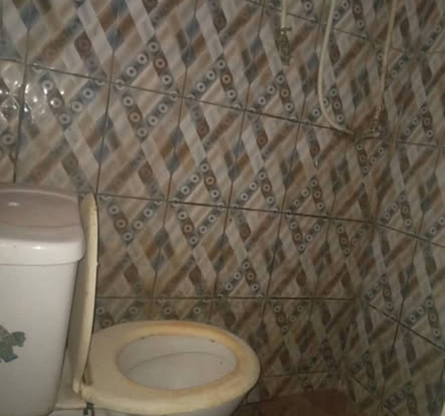 Chambre simple à louer à Jouvence