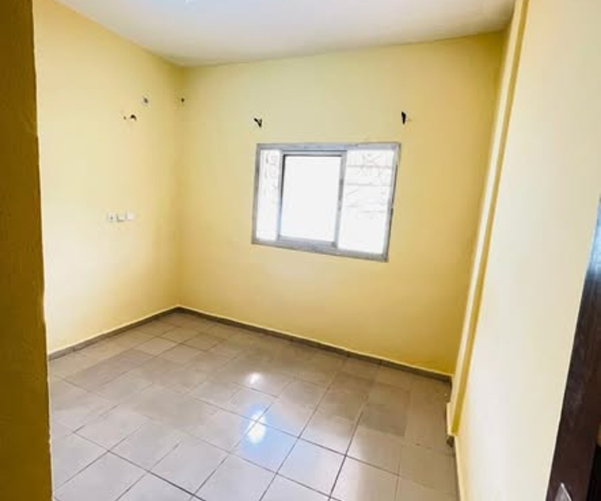 Studio moderne à Nouvelle Route Nsimeyong