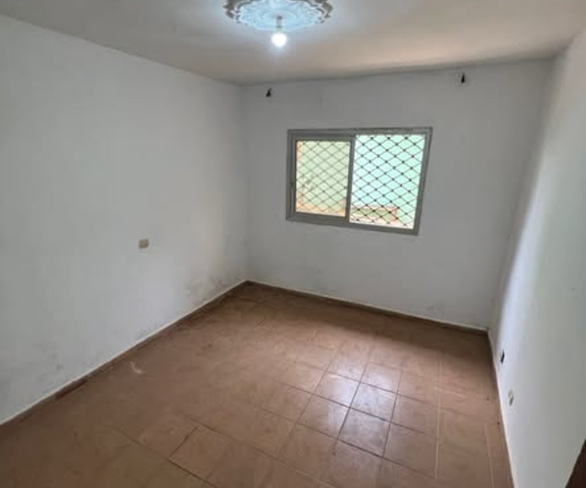 Vaste studio moderne à louer – Ngousso (derrière la chapelle)