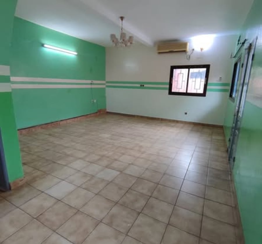 Appartement individuel 3 chambres – Titi Garage