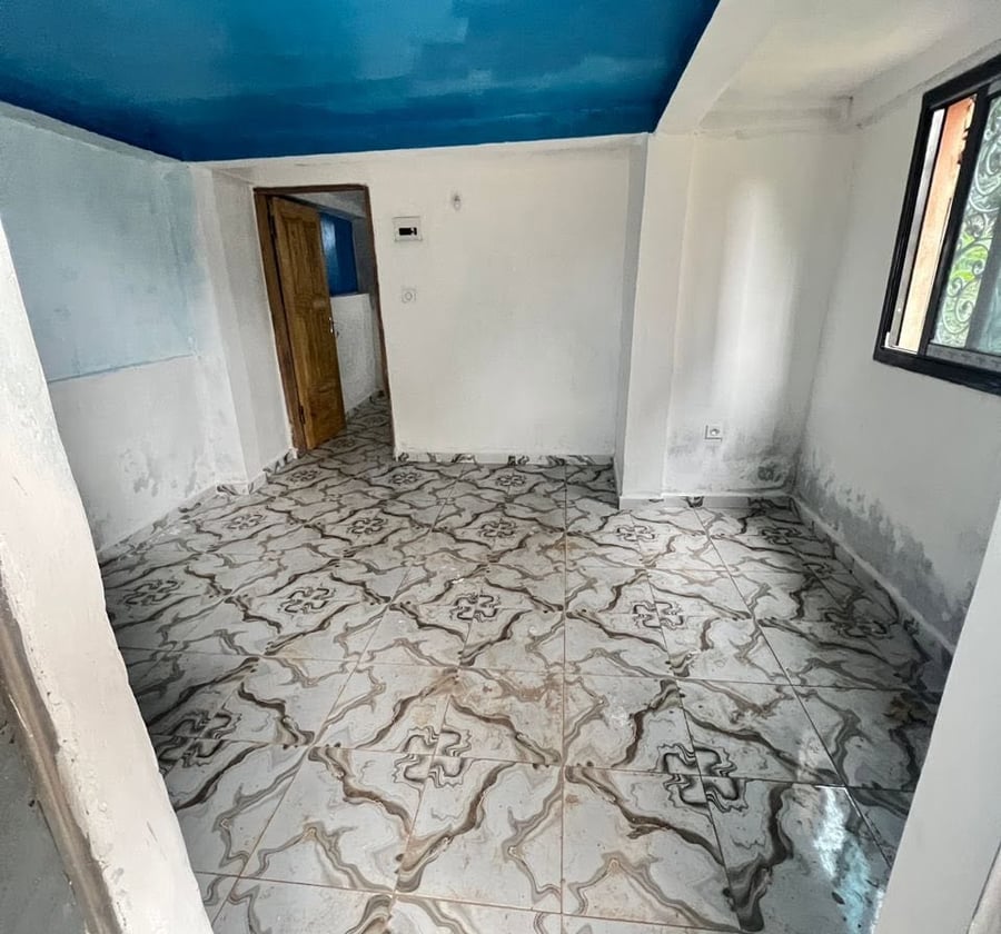 Studio moderne à louer à Nsimeyong