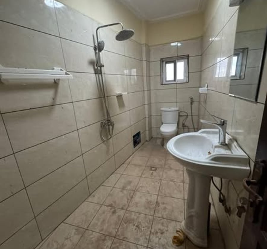 Appartement 2 chambres Mvog-Ada - 200 000 XAF/mois