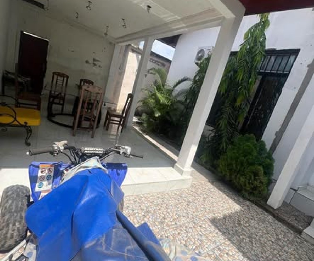 Magnifique Duplex Haut Standing à Vendre – Youpwé Marina