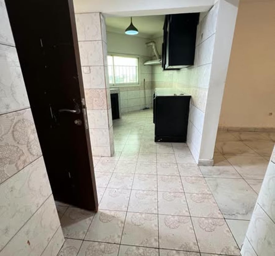 Appartement 3 chambres à Logpom, Douala