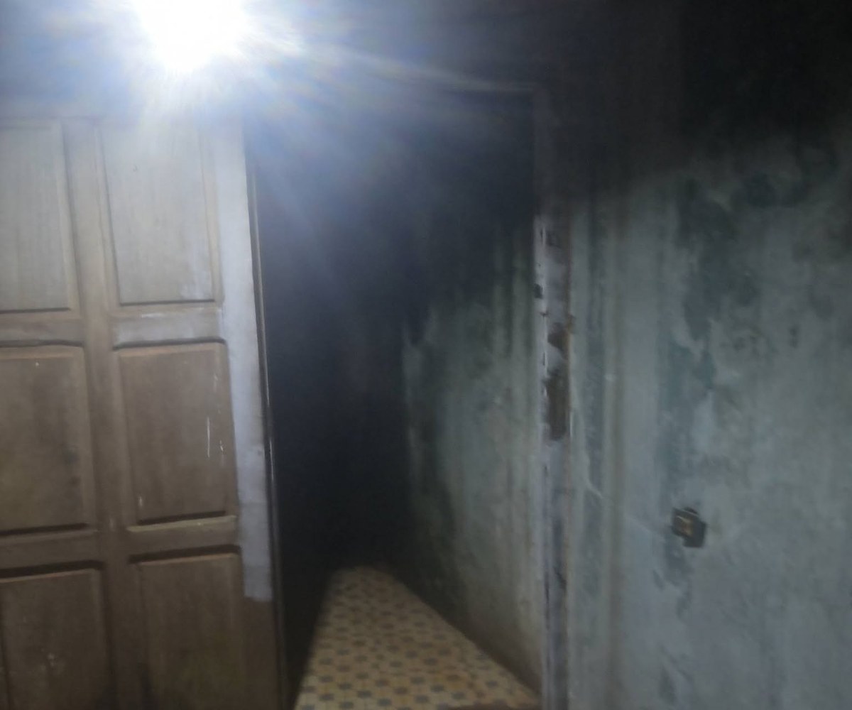Chambre simple à louer dans barrière à Nkoayos Ekounou