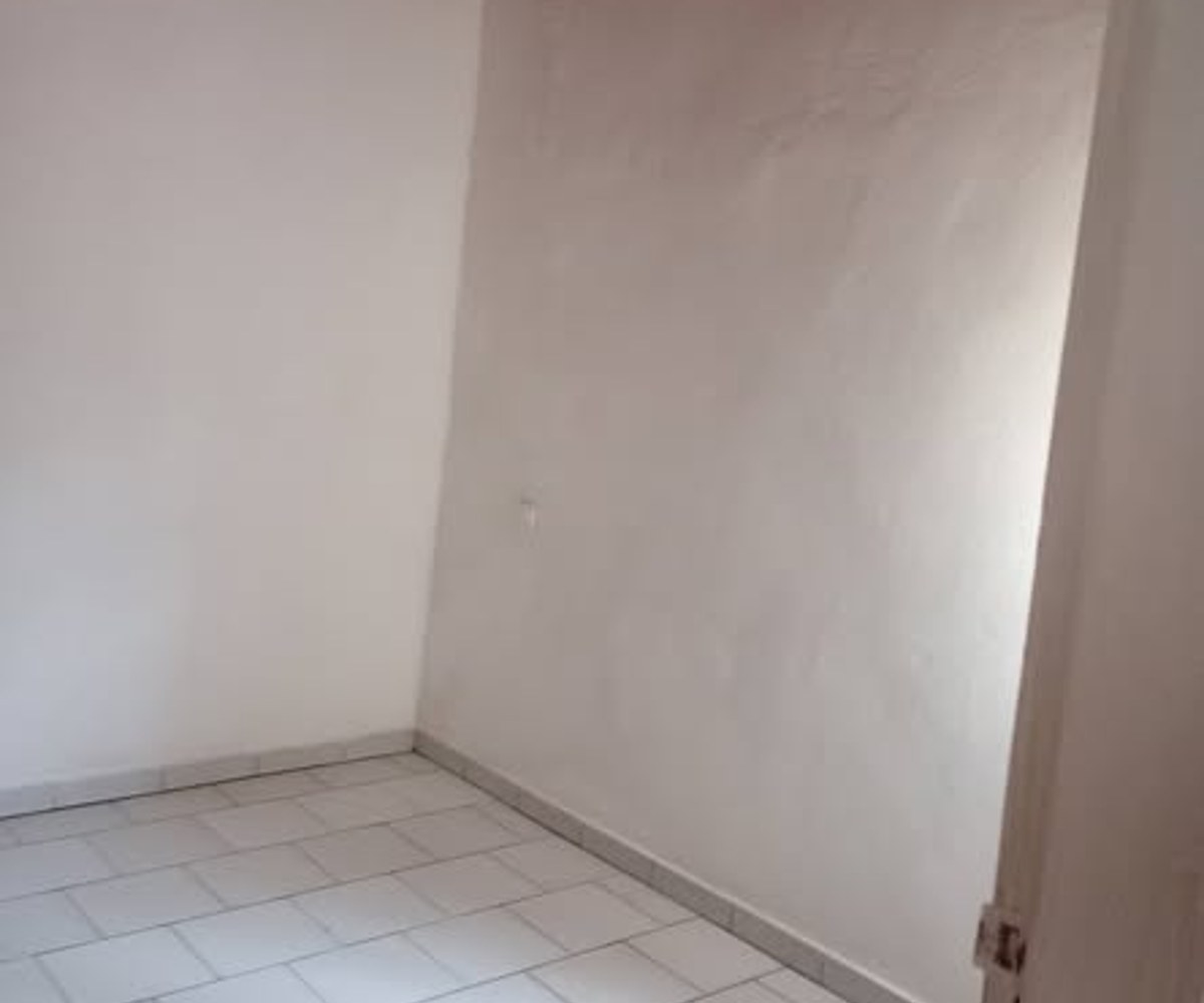Appartement 2 chambres à louer à Nkolbisson