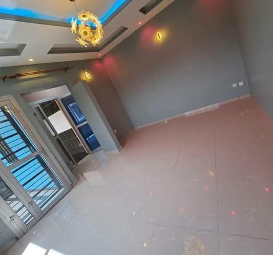 Appartement moderne à louer à Ngousso avec parking