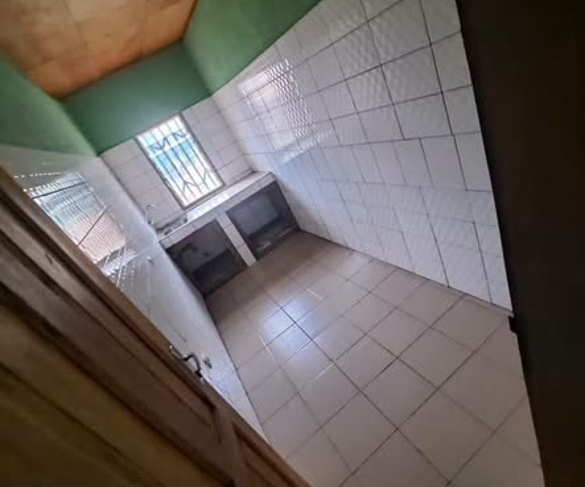 Appartement 2 chambres - Nkolfoulou - 75 000 FCFA/mois