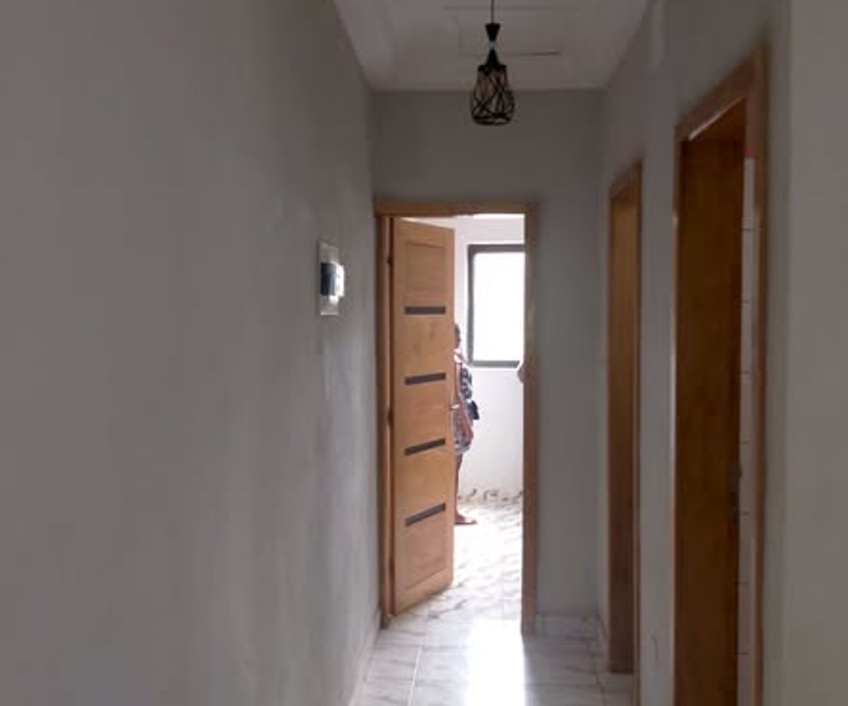 Studio moderne à louer - Village, Douala