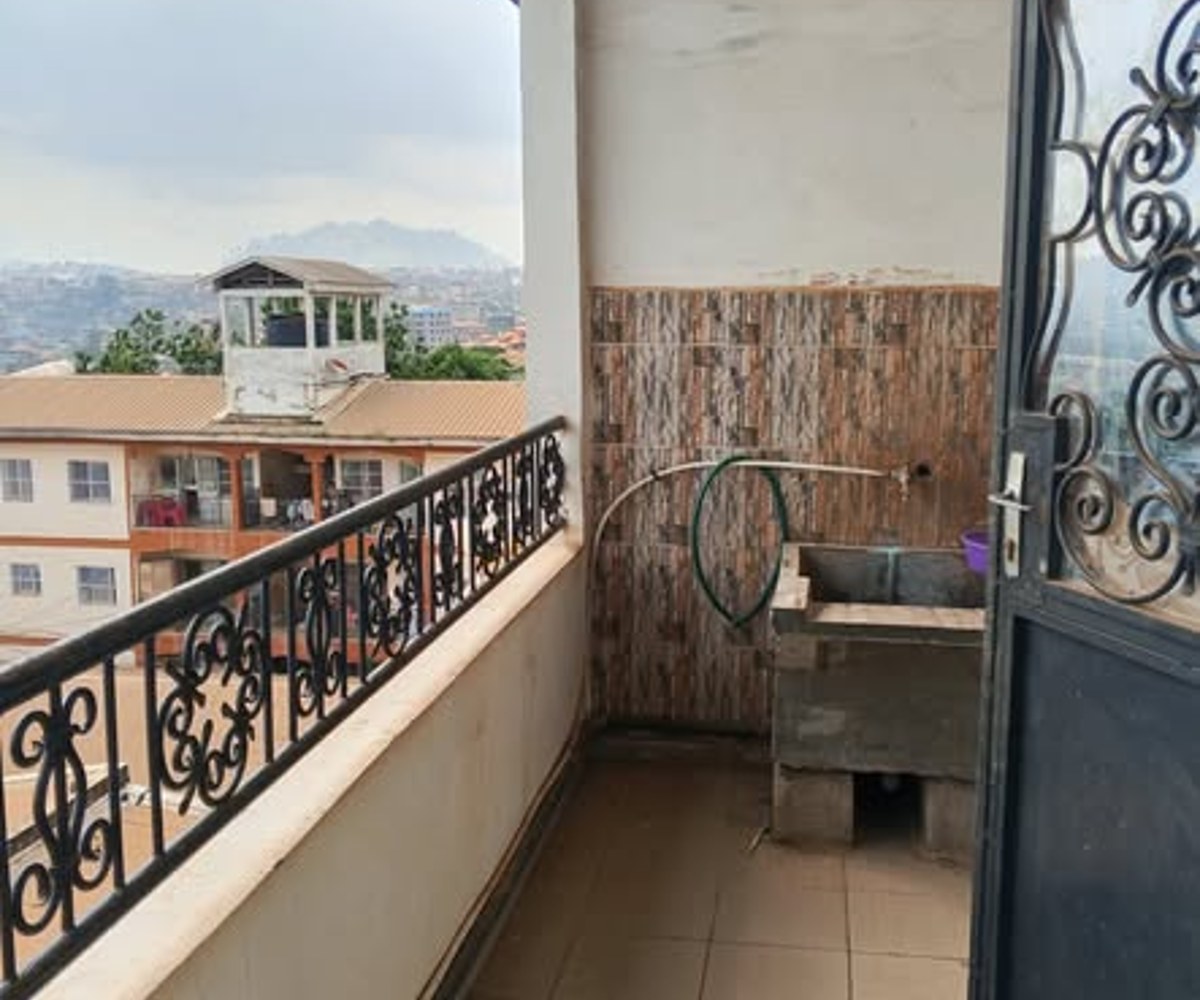 Appartement moderne à louer - Carrefour Simbock, Yaoundé