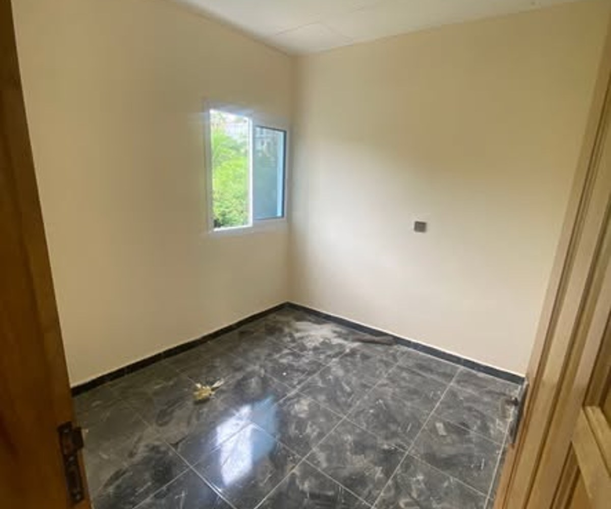 Logements modernes neufs à louer - PK14, Douala