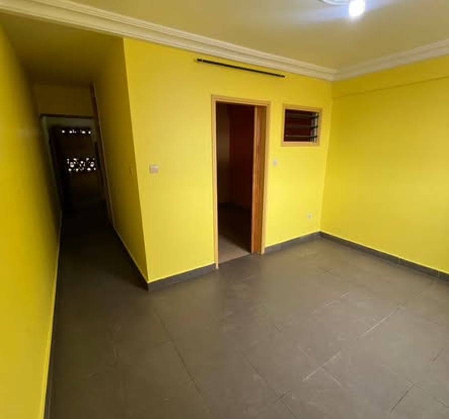 Studio moderne à louer à Nsimeyong