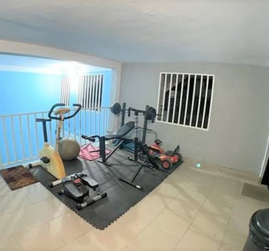 Chambre meublée à Bastos, Yaoundé