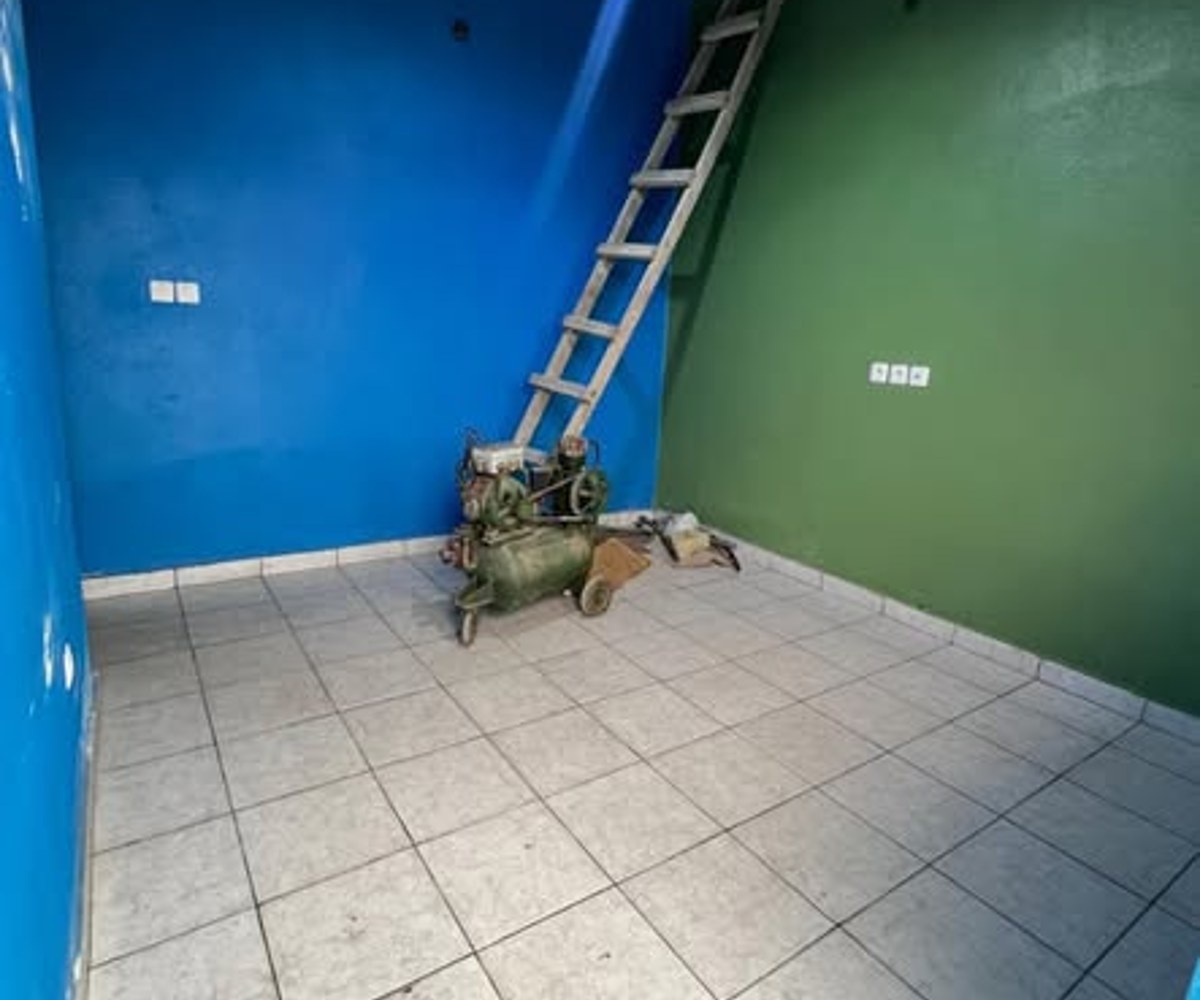 Studio moderne à louer à PK12, Douala