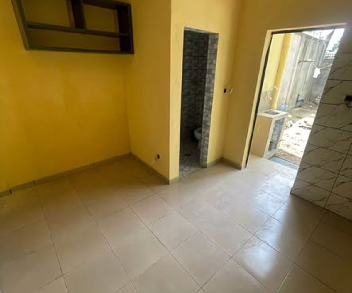 Chambre moderne à PK 12