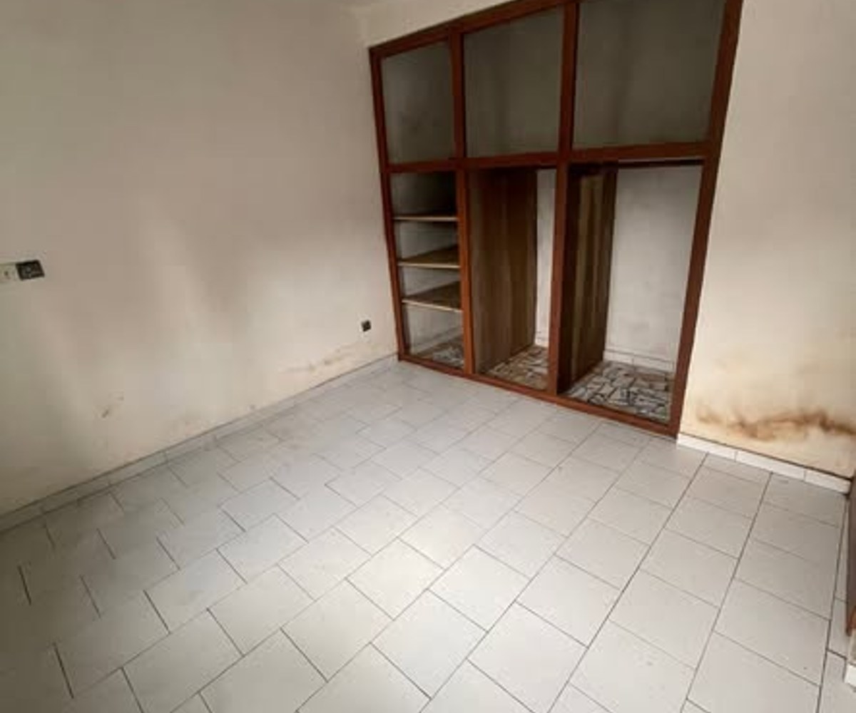 Studio moderne à Beedi